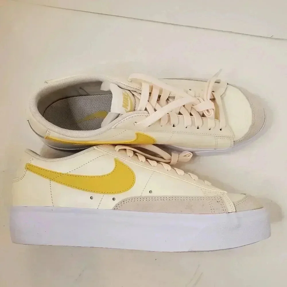 NIKE WOMEN'S BLAZER LOW PLATFORM - PALE IVORY/SATURN GOLD/WHITE 11
